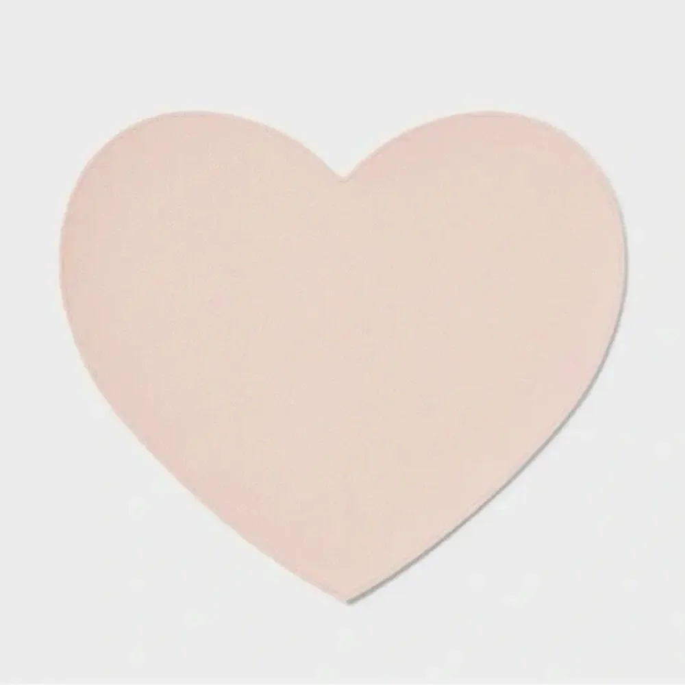 NEW Heart Shaped Placemats Charge Pink Target Threshold New (Set of 4)